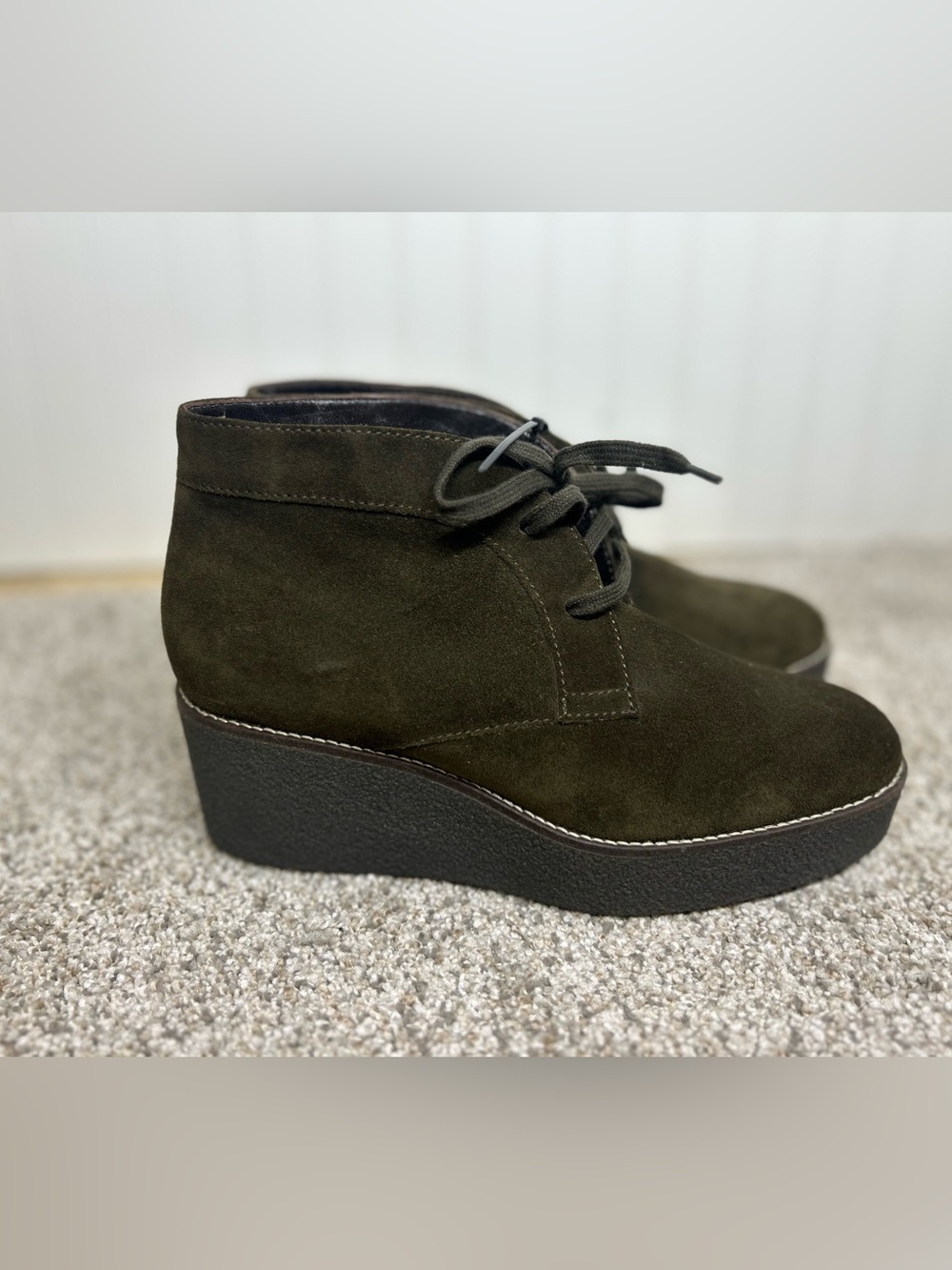 Aquatila NWOT suede Italian leather wedge chukka booties sz 8 luxury designer